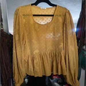 Mustard top size large